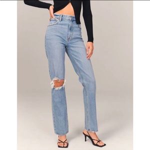 Abercrombie Curve Love 90s Straight Ultra High Rise